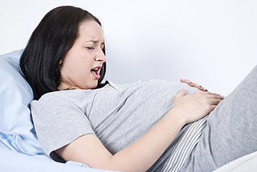 孕期总感觉肚子痛正常吗？
